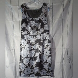 Ann Taylor floral sleveeless dress